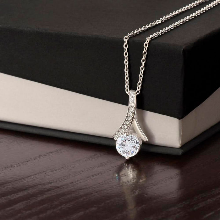 Seductive Beauty Necklace — a glamorous pendant necklace
